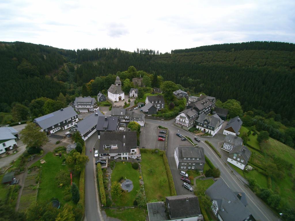 Hotel Landhaus Nordenau Schmallenberg Exterior photo